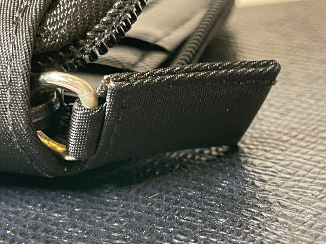 【新品未使用】PRADA プラダ ブラック 黒 ウォレット ラウンドファスナー