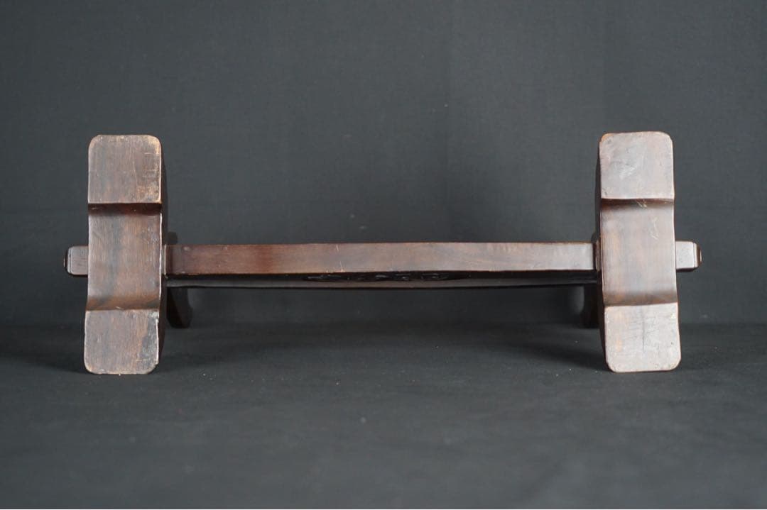 時代武具 木製 無垢材 鍔透かし 三振掛用 刀掛け 武具 刀装具