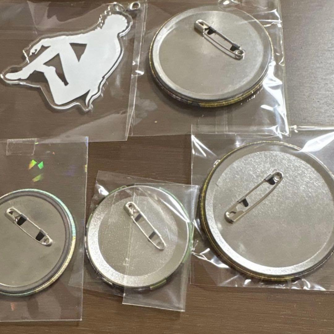 銀魂カード、缶バッジセット　バラ売り不可