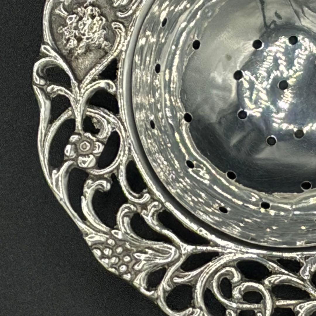 デンマークアンティーク・透かし花柄と風車のティーストレナー・純銀プレート