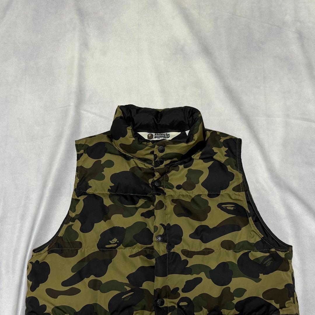 A BATHING APE アベイシングエイプ ダウンベスト 迷彩柄 カモフラ