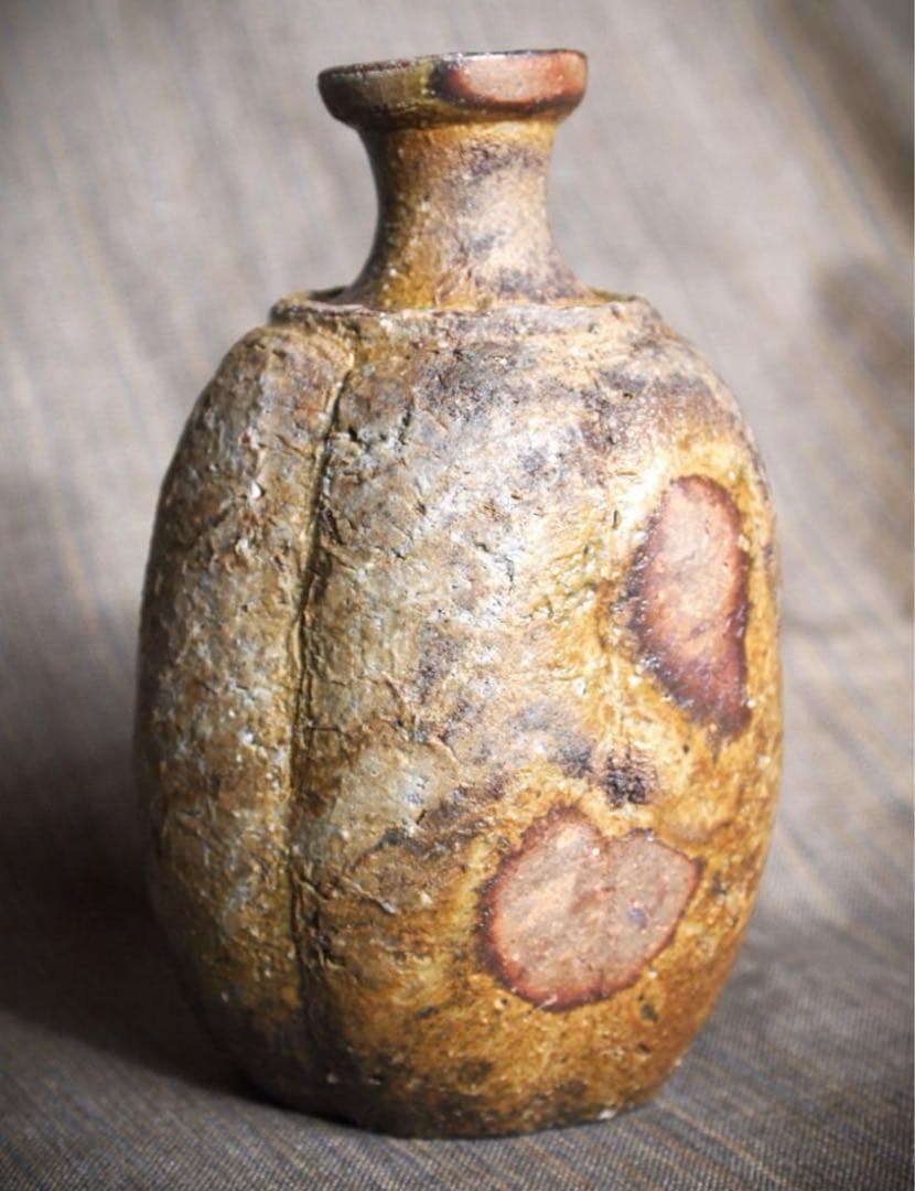 横山直樹 (師 川端文男) 備前自然練り込み徳利 徳利 共箱 陶芸 陶器 民藝