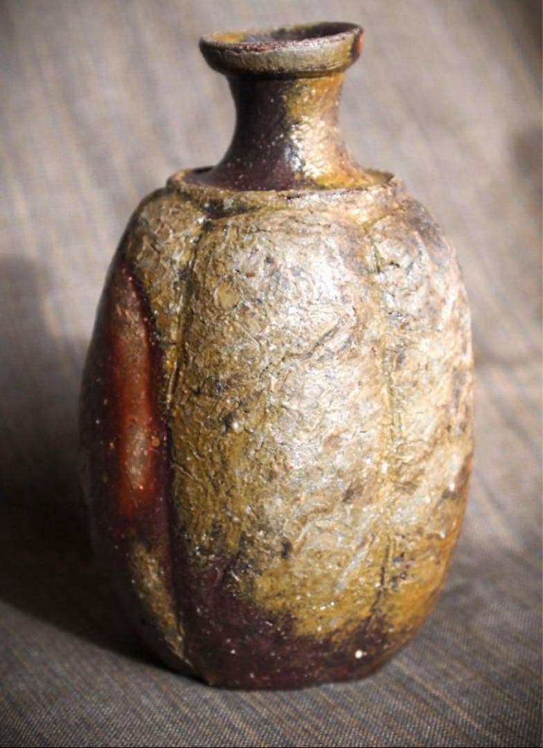 横山直樹 (師 川端文男) 備前自然練り込み徳利 徳利 共箱 陶芸 陶器 民藝