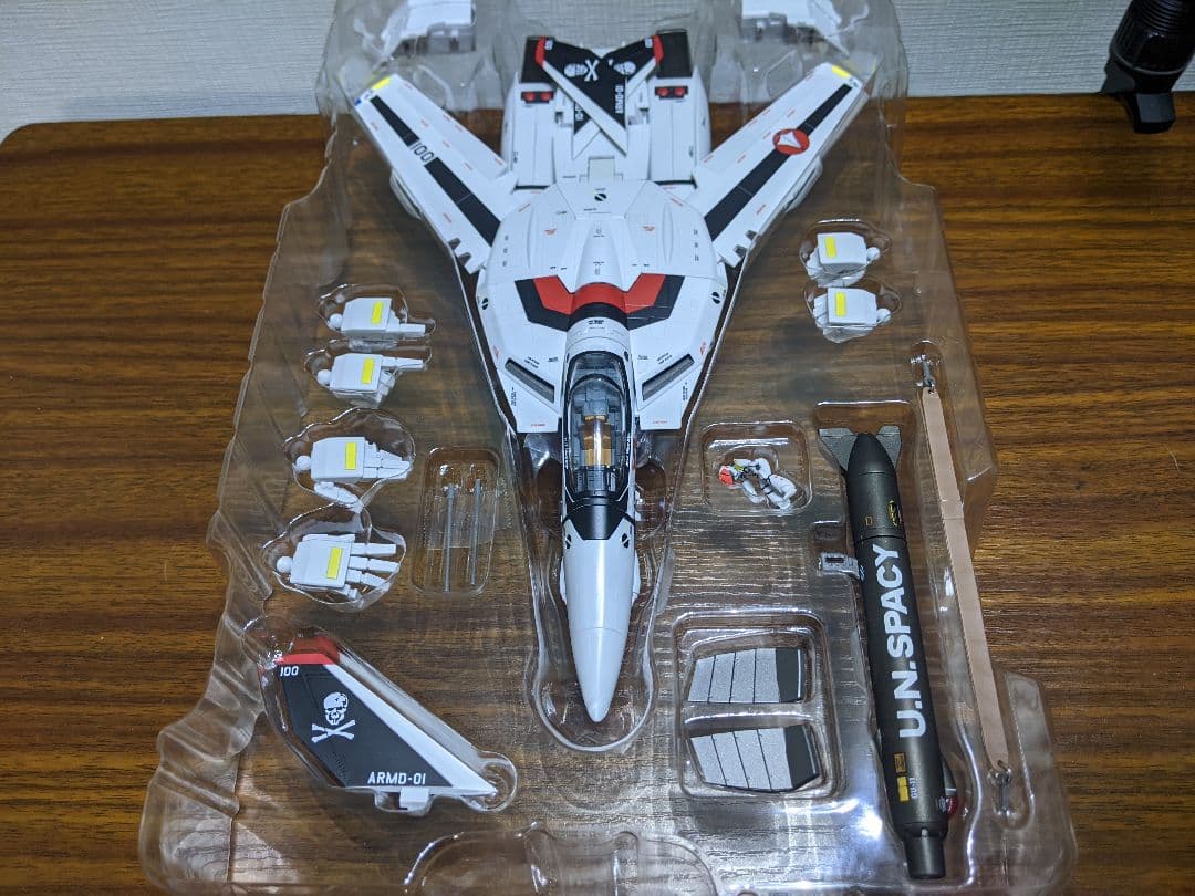 DX超合金 劇場版 VF-1S ストライクバルキリー （一条輝機)メカニックエデ