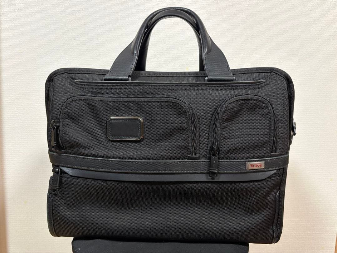 TUMI ブラック ビジネスバッグ　ALPHA3