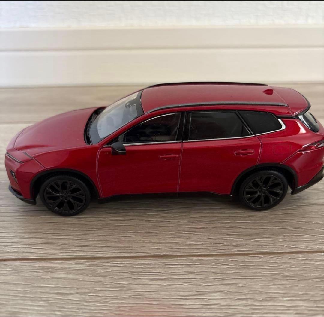 [非売品]トヨタ 新型クラウンエステート エモーショナルレッドⅢ