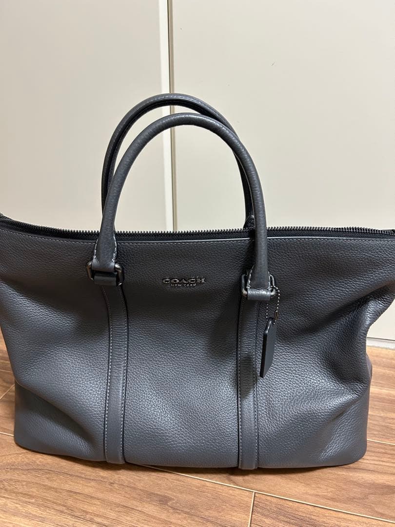 COACH グレー レザー ビジネスバッグ