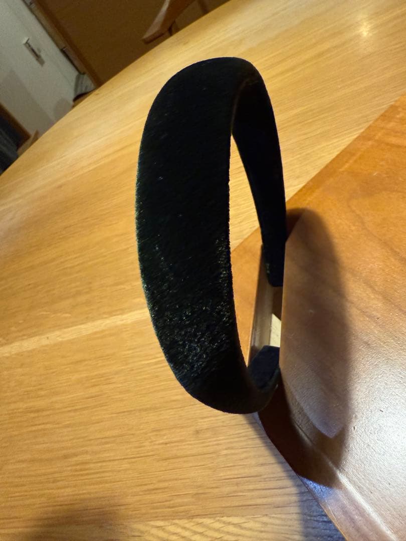 ALEXANDRE DE PARIS カチューシャ 2.5cm カーキ色