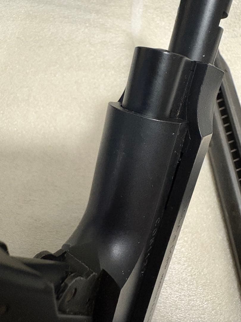 東京マルイ製　M93R 電動ガン マガジン3本付き