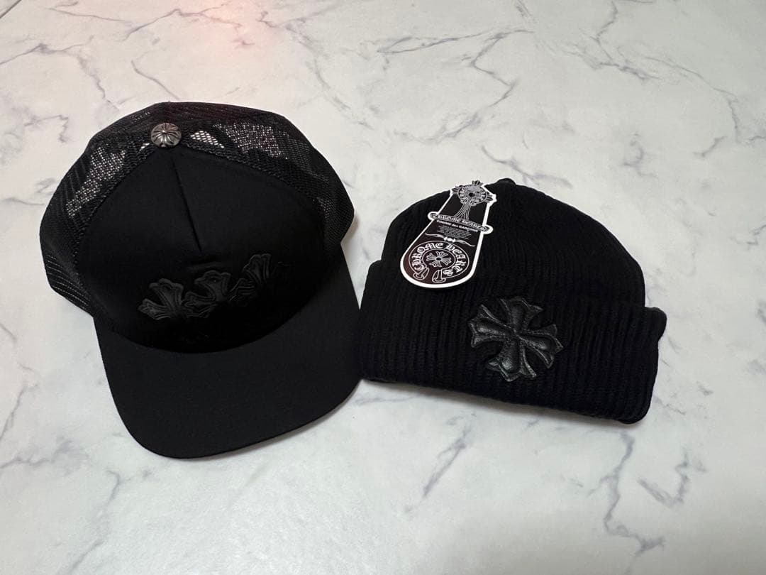 CH Chrome Heartsレザーロゴクロスブラックキャップとニット帽セット