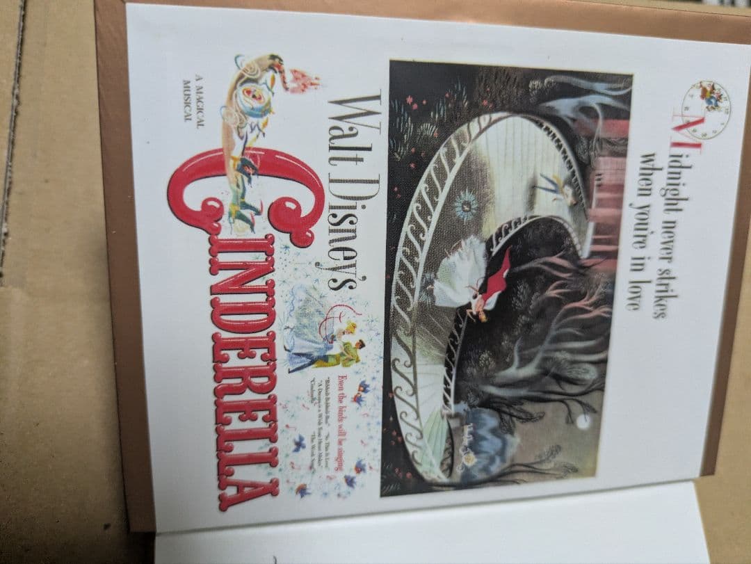 ディズニーシンデレラ70周年1オンス純銀変色あり