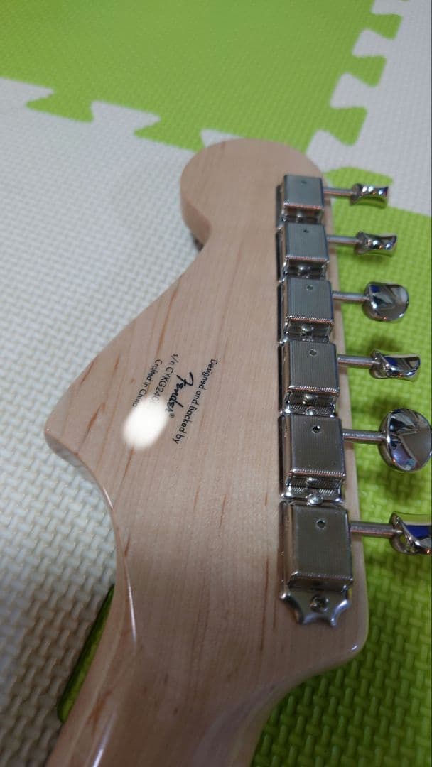 スクワイヤ　ストラトソニック　P-90　ダンカン　オマケ付き【ジャンク】