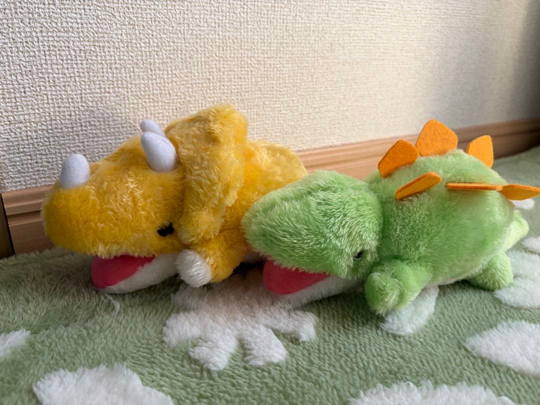 恐竜ぬいぐるみセット（2体）