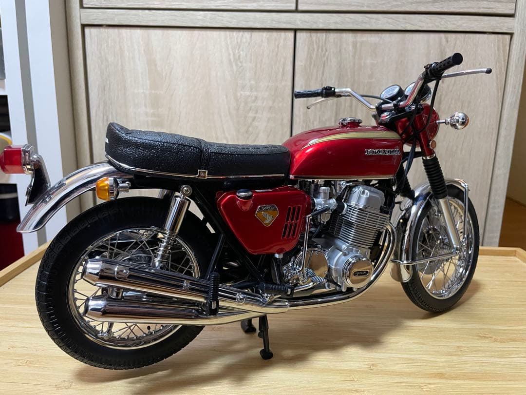 ミニチャンプス cb750four 1/6スケール