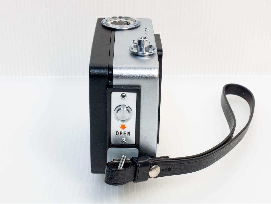 ㉓【美品・整備済】RICOH AUTO HALF E 「ブラック 」オートハーフ