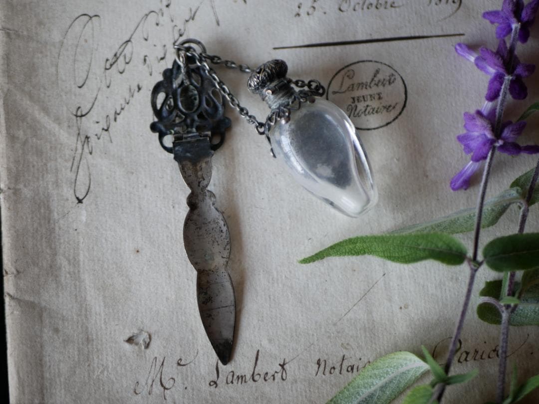 ブルターニュ紋章　シャトレーヌ　香水瓶　フランスアンティーク　アンティーク