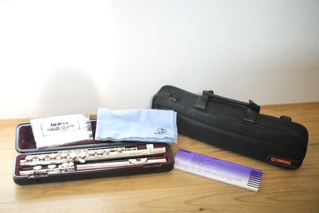 YAMAHA221フルート本体 ケース、説明書、ガーゼクロス付き