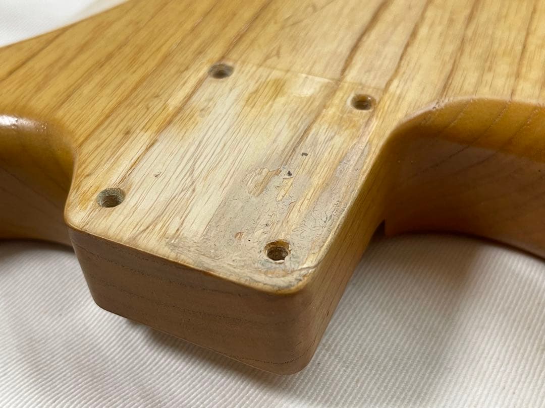 【ボディーのみ】アッシュ材 ストラトタイプ