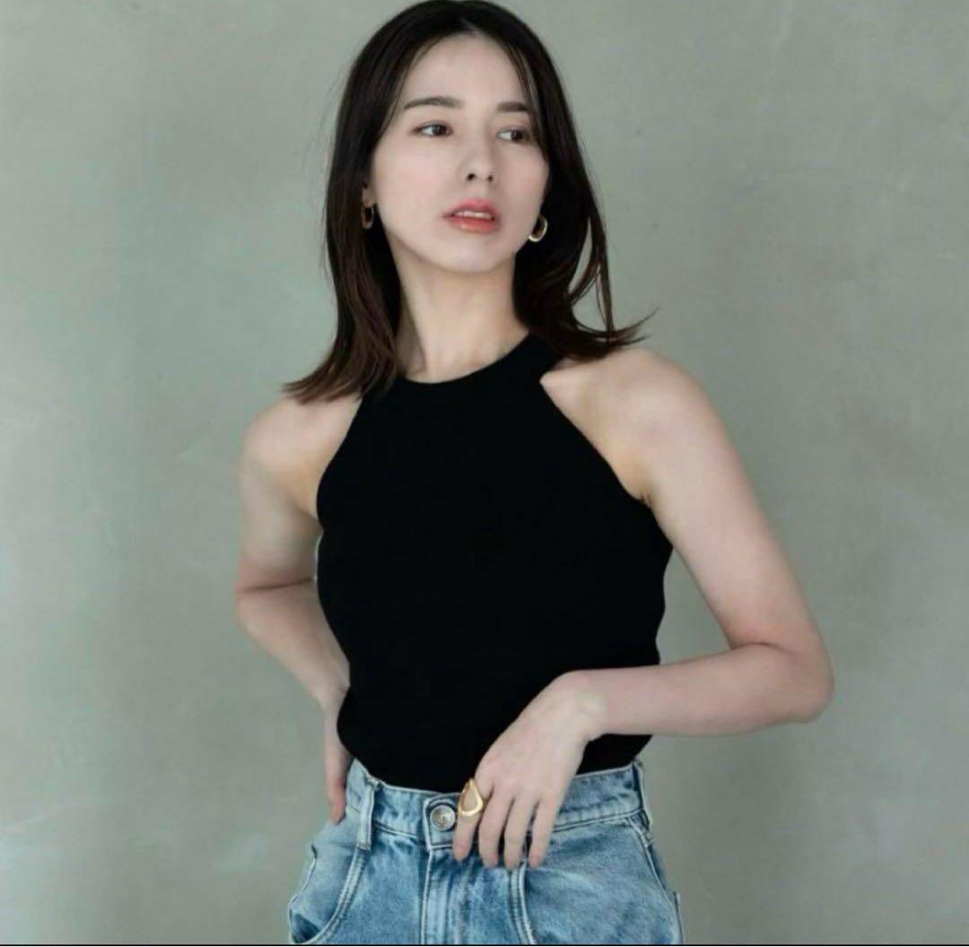 新品　KARRY American sleeve tank ブラック