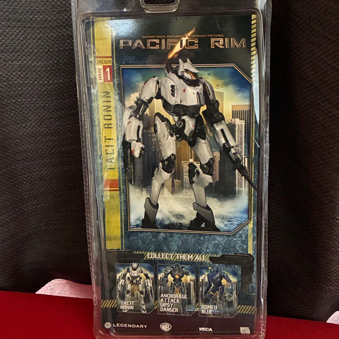 パシフィック・リム GIPSY DANGER TACIT RONIN セット