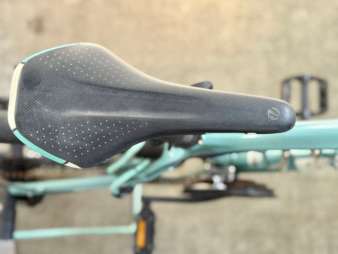 送料込み！Bianchi Job sport サイズ38 純正付属品付き