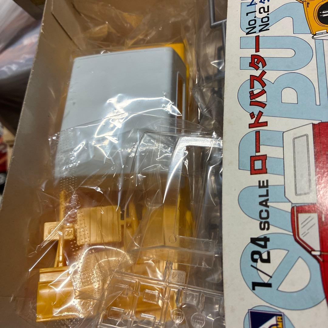 青島DATSUN PICKUP TRUCK 4WD絶版