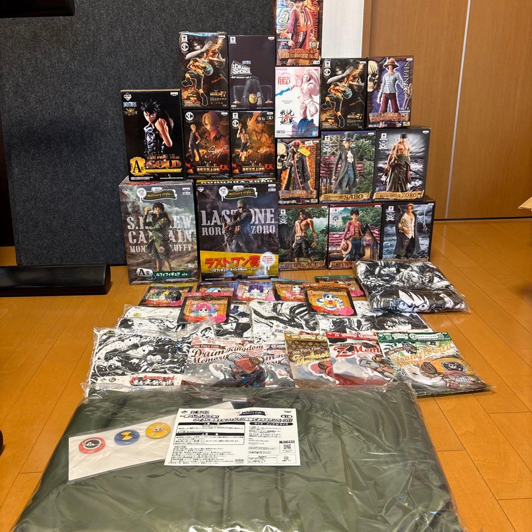 ワンピース一番くじルフィジャン&ミリタリー スタイルルフィ、ゾロフィギュア他