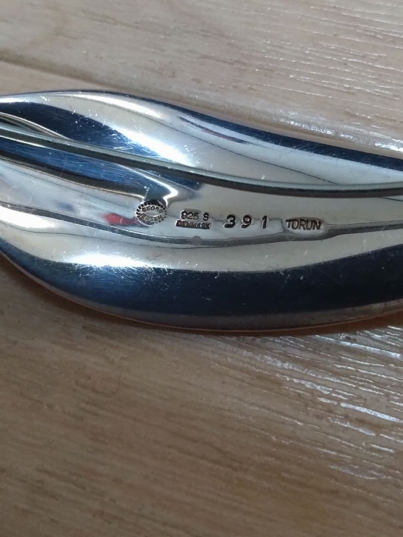   ジョージジェンセン ブローチ 391