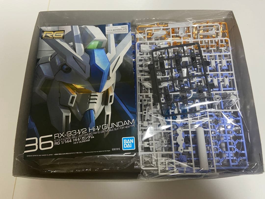 ロボット RG RX-93-V2 Hi-V Gundam 1/144