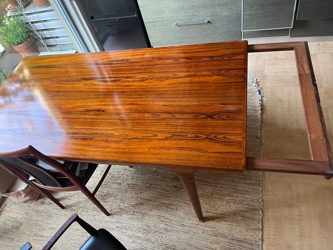 ◾️1/15まで値下げ◾️希少材ローズウッド ダイニングテーブル