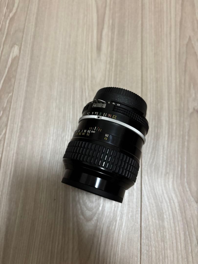 【美品】NIKON AI 105mm f/2.5 単焦点レンズ