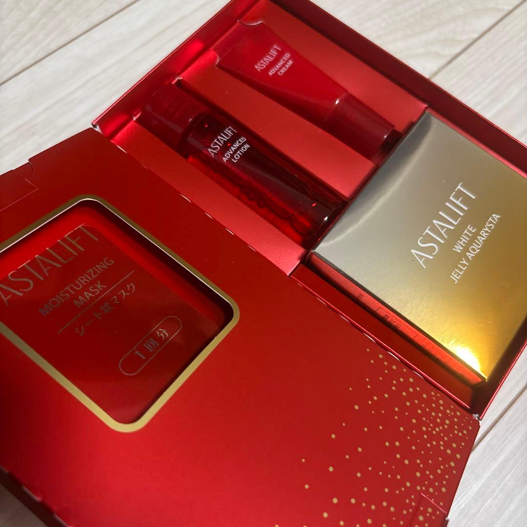 ASTALIFT ホワイト ジェリー アクアリスタ 60g 限定パッケージ