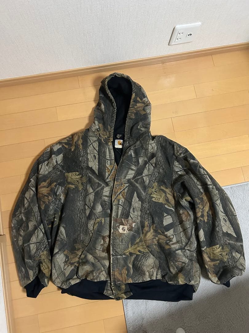Carharttアクティブジャケット リアルツリー