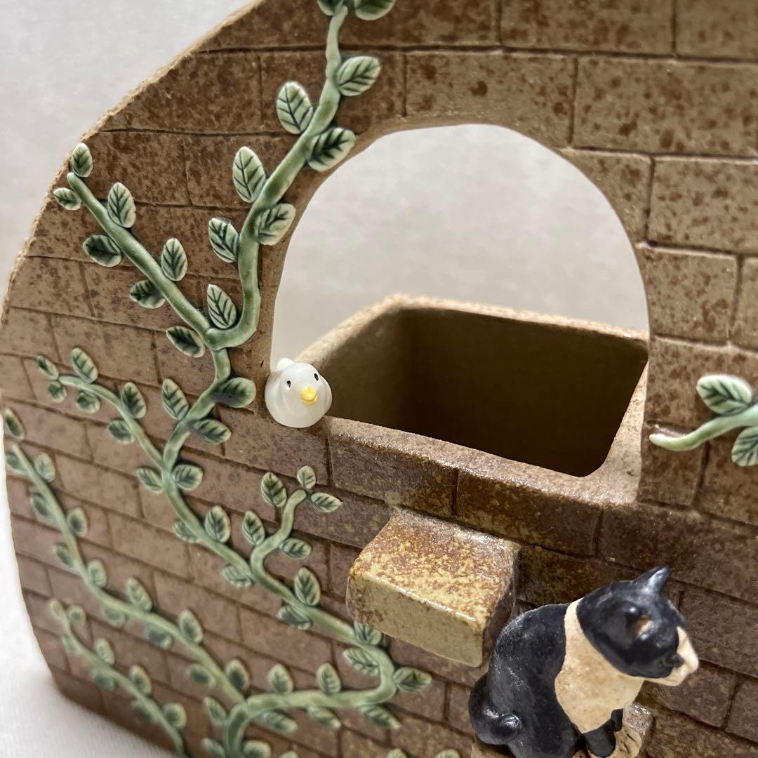 すみ田理恵 焼き物 器 ペン立て 花器　招き猫　ねこ　ネコ　猫　オブジェ