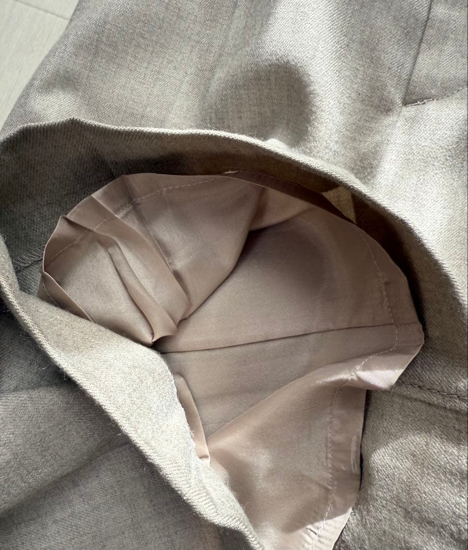 アドーア　ウールサキソニーパンツ　ウール　パンツ