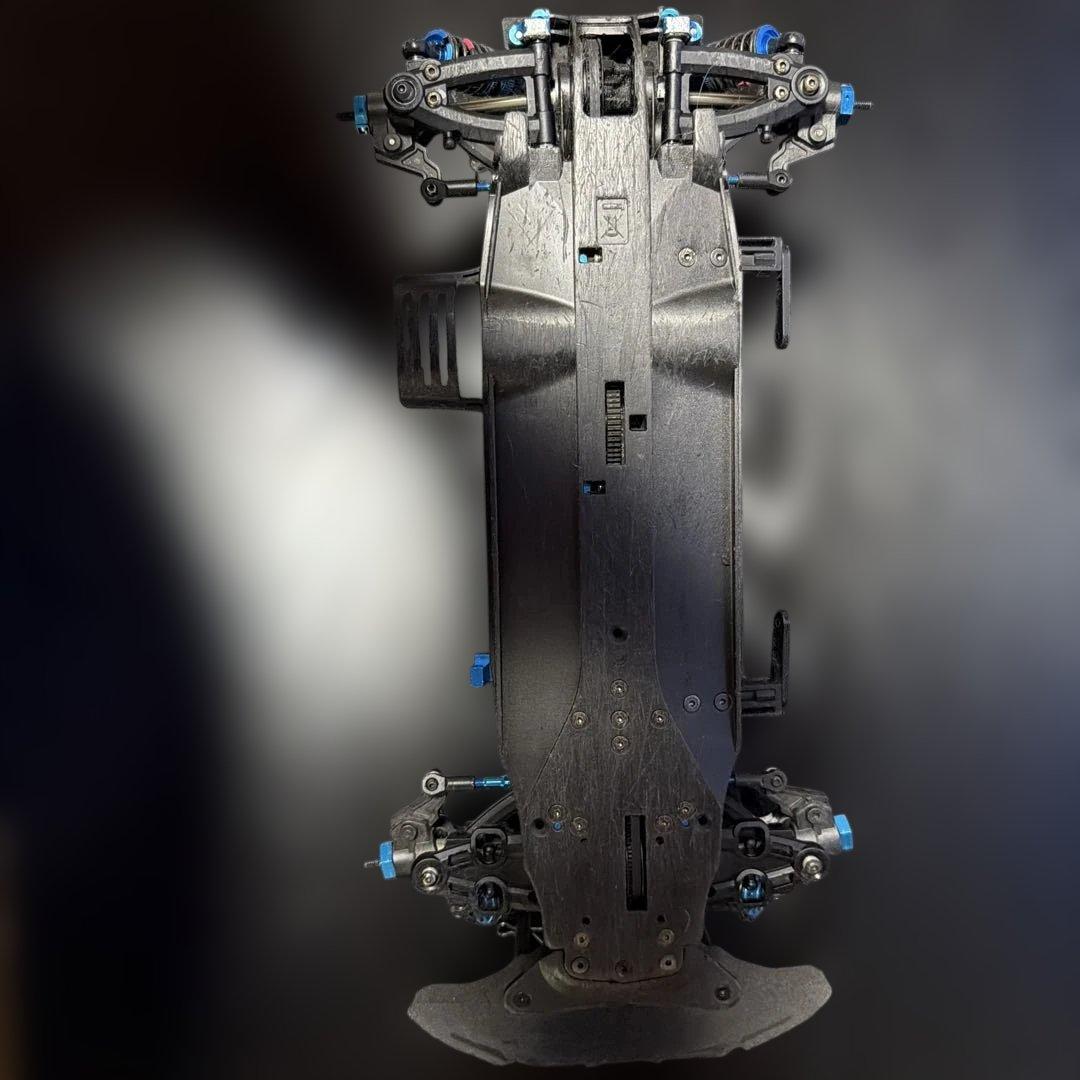 Tamiya TA08R シャーシセットとパーツ