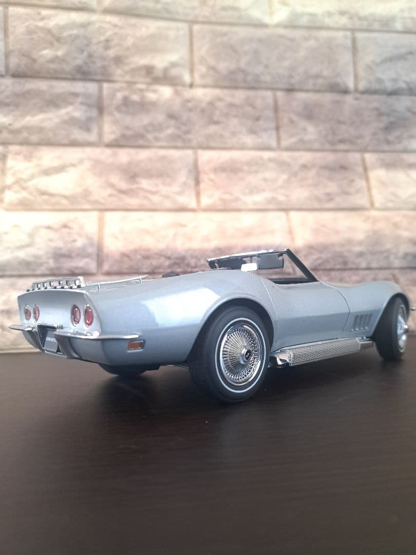 1/18 オートアート シボレーコルベットC3コンバーチブル