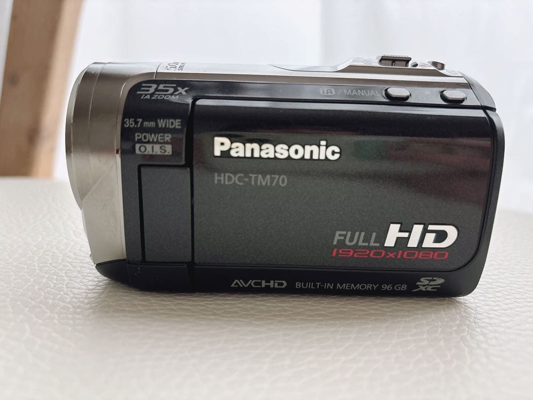ビデオカメラ Panasonic HDC-TM70