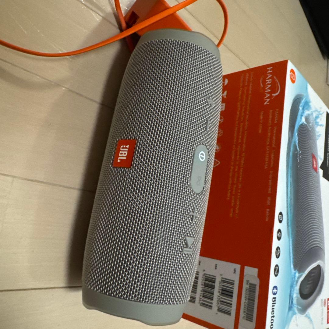 JBLポータブルスピーカーcharge3bluetooth