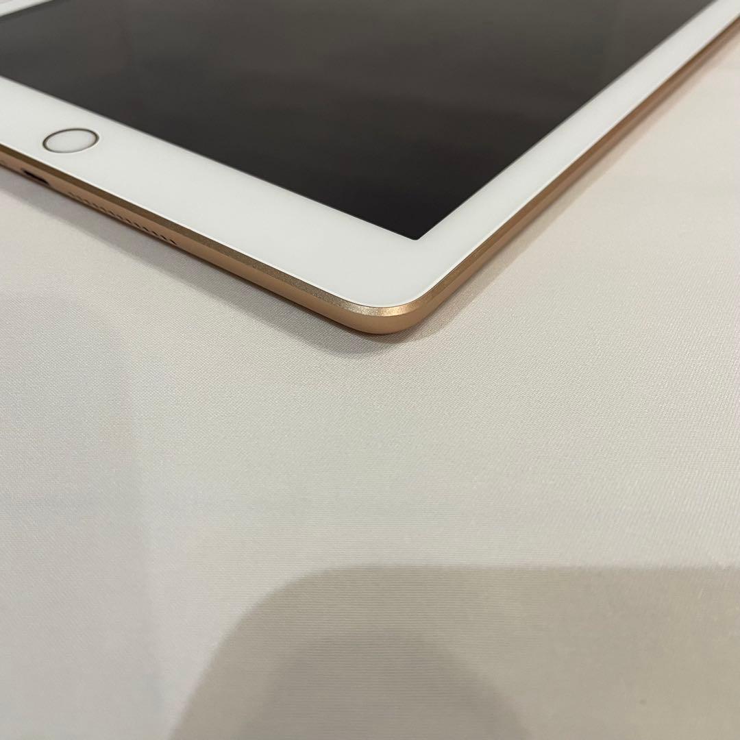 美品‼️ iPad 第6世代 128GB Wi-Fi＋Cellular ゴールド