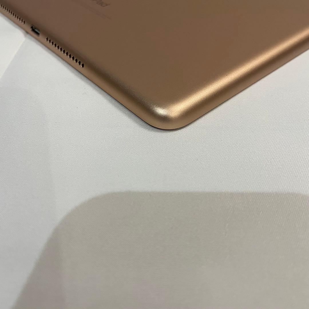 美品‼️ iPad 第6世代 128GB Wi-Fi＋Cellular ゴールド