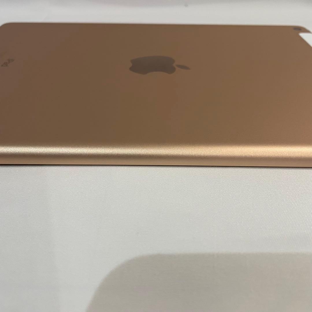 美品‼️ iPad 第6世代 128GB Wi-Fi＋Cellular ゴールド