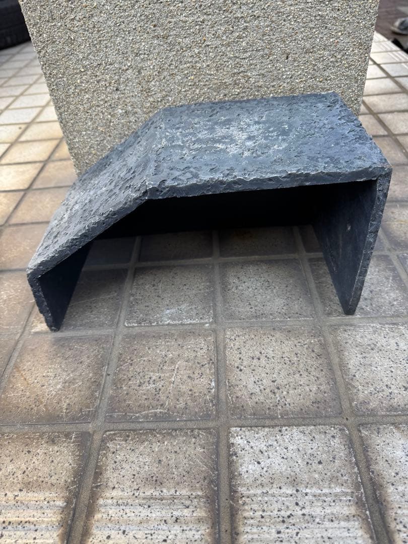 トカゲ　洞窟　隠れ家2個セット