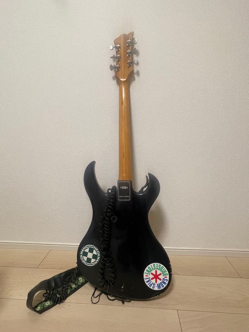 g*e様 エレキギター 黒 ストラップ付き