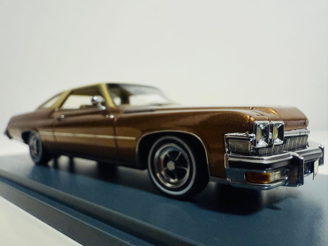 Neoネオ/'74 Buickビュイック LeSabreルセーバー 1/43