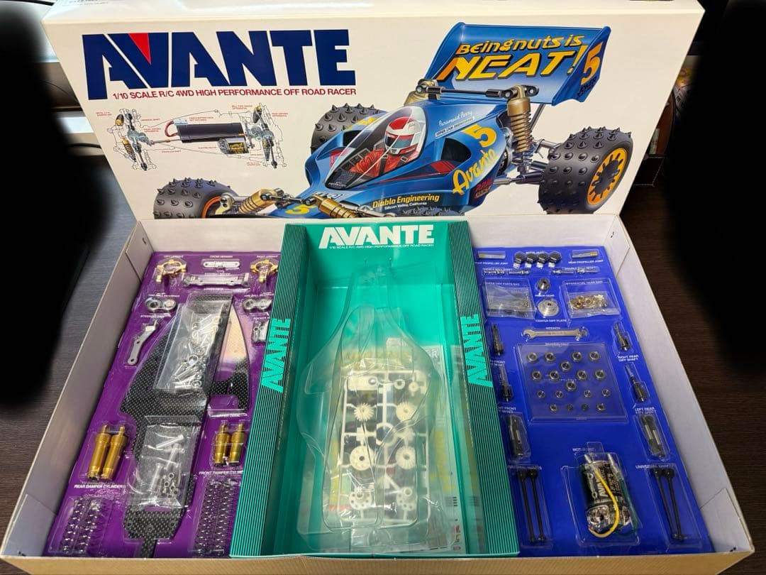 タミヤ AVANTE 1/10 ラジコン組立キット