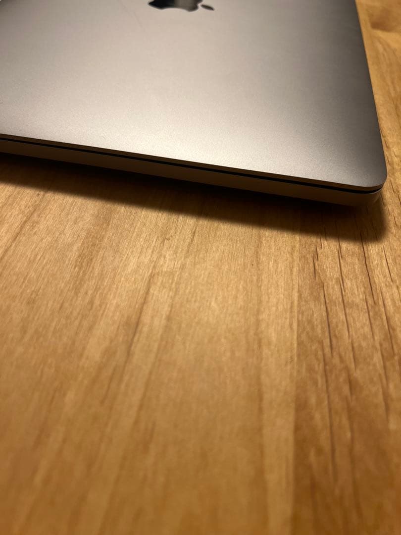 Apple MacBook Pro 13インチ（2019年モデル）