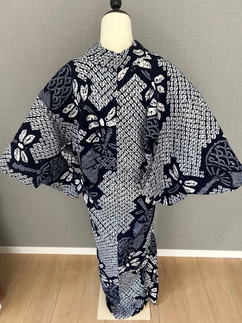 豪華 総絞り トンボ 団扇 模様 浴衣