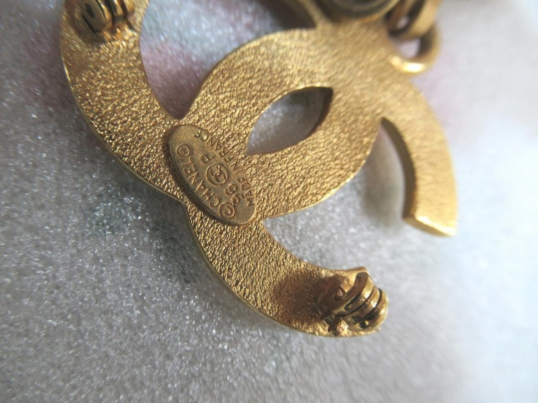 T*T様 正規品　レア　CHANEL　シャネル ブローチ 96P ゴールド ヴィ