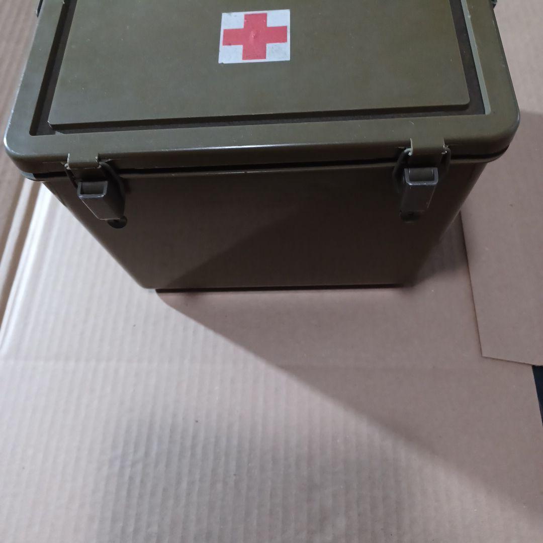 ✨送料無料　米軍　FIRST AID KID